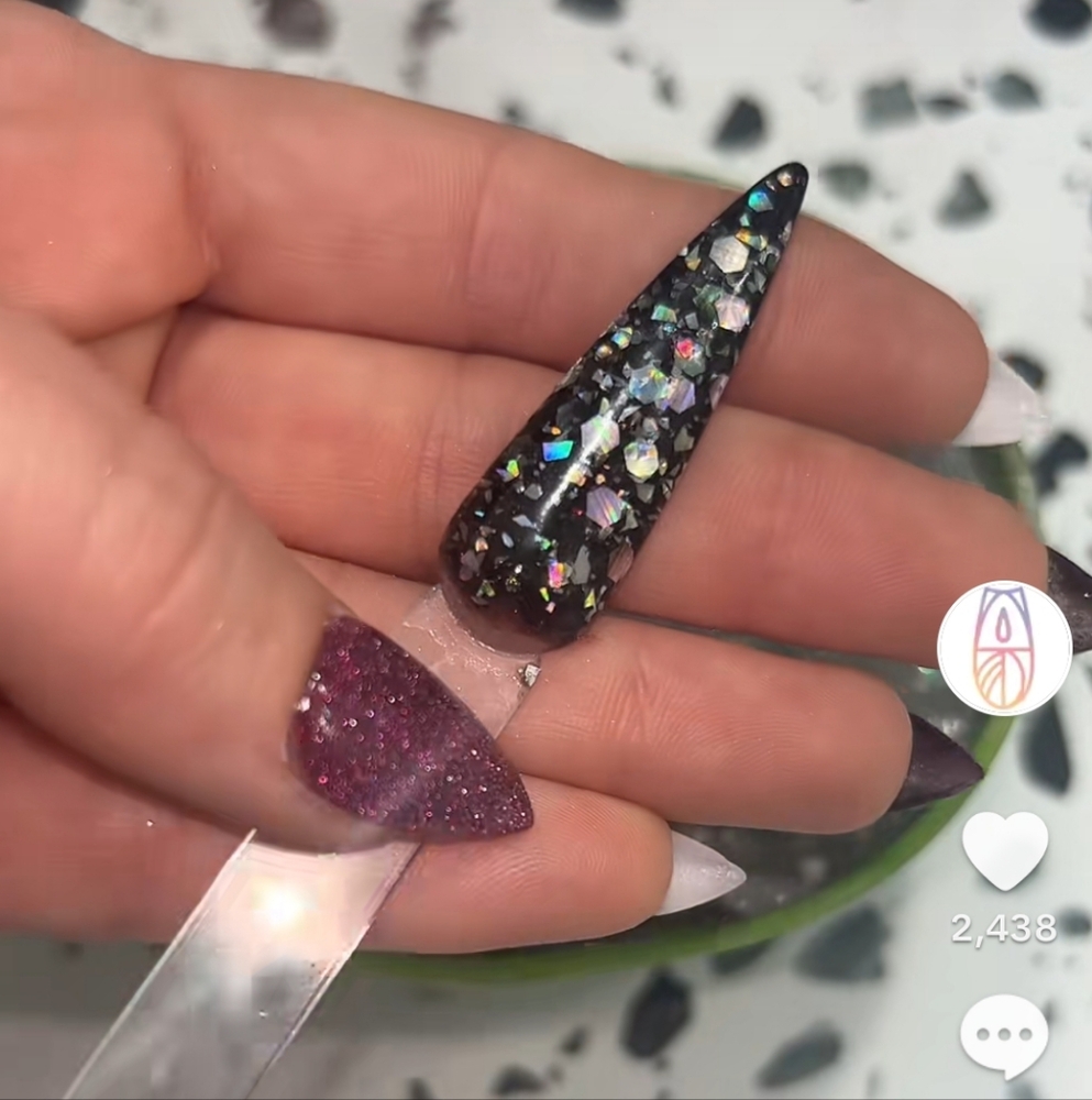 Tundra Dip Nail Powder Glitter Trip
